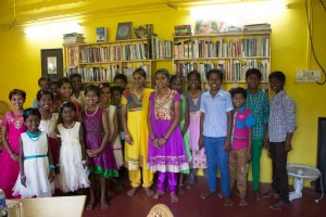 untitledSatya, Corrine and childrenIMG 1544